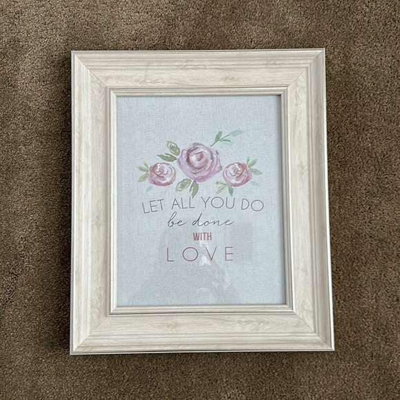 Beautiful 8 x 10 frame - ivory/white washed and silver finish - Picture 2 of 6